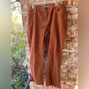 Lands' End Caramel Cognac Corduroy Flat Front Mid Rise Bootcut Pants 18